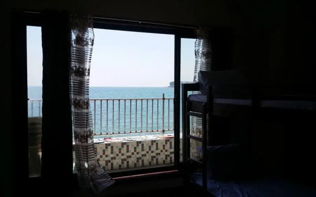 S.R Paradise Beach Resort Hotel