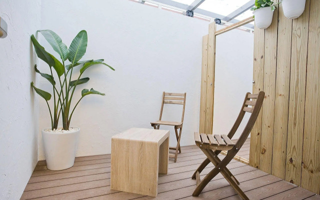 Enrich House