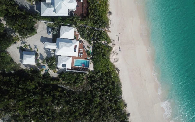 Sandy Hill Beach House by Eleuthera Vacation Rentals