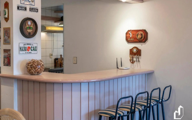 Apartamento com 02 dormitórios