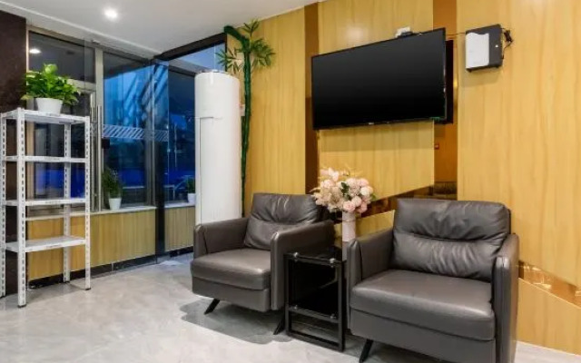 CHEERMAY Hotel (Beijing Tsinghua Chang Gung Hospital Tiantongyuan Subway Station)