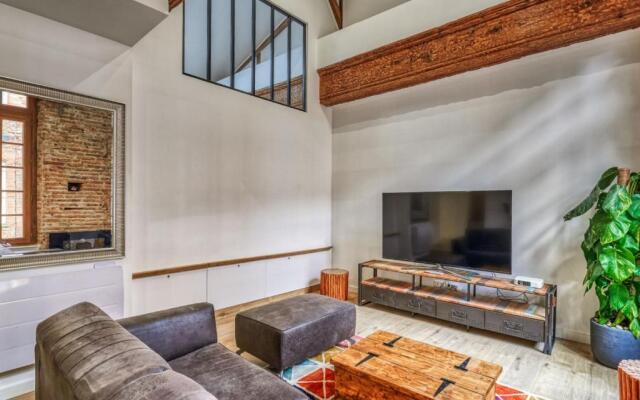 Charming and luxury flat in St-Cyprien district in Toulouse - Welkeys