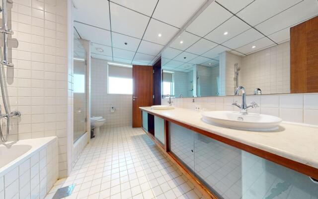 Dubai Marina- Al Sahab 4202