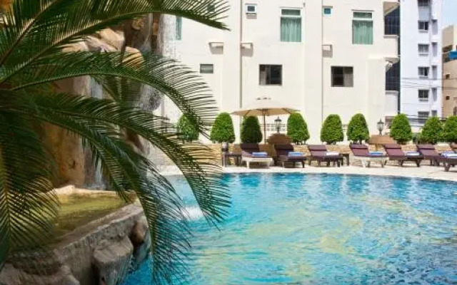 LK Metropole (Junior Wing)