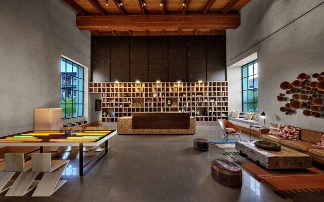 Texican Court, by Valencia Hotel Collection