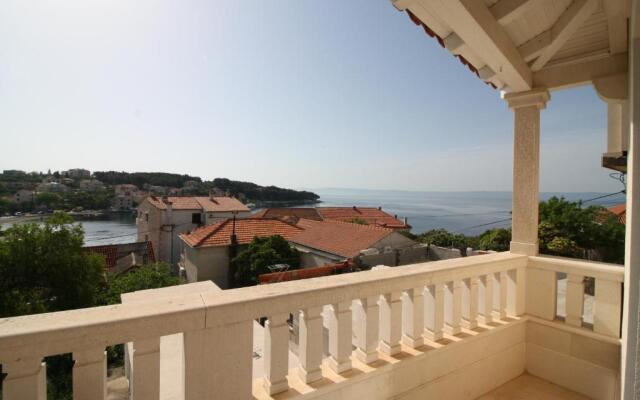 Apartments by the sea Sumartin, Brac - 18749