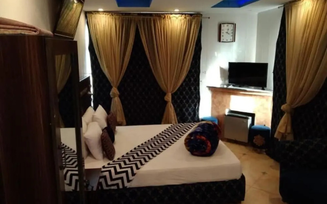 Royal suites Hotel