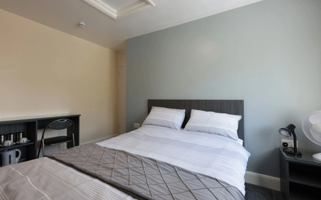 OYO Honeycroft Lodge