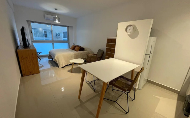 Studio In San Telmo - Paseo De La Cisterna