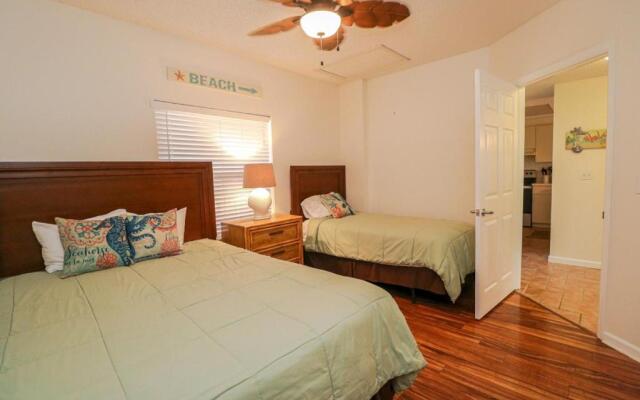 Ocean Village Club F32