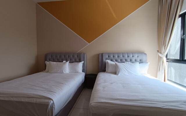 The Horizon Ipoh Dual L13 by Grab A Stay