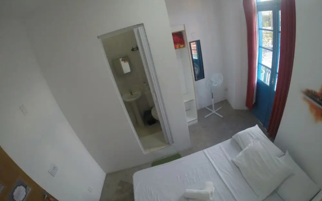 Balcony Hostel Hotel