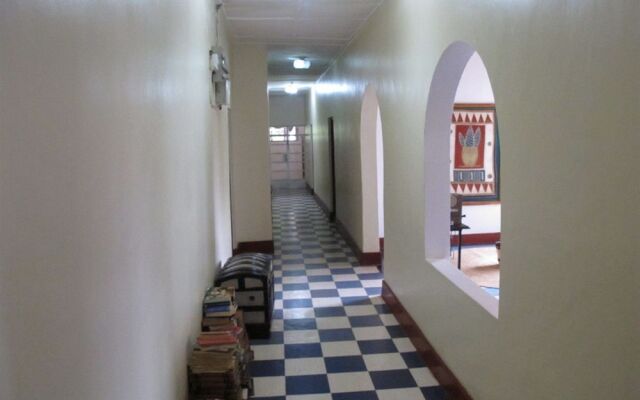 Amans Hotel