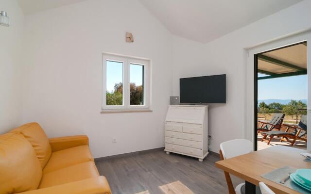 Beautiful Home in Postira With 2 Bedrooms, Wifi and Outdoor Swimming Pool