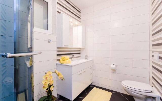 Apartment in Crikvenica 39077