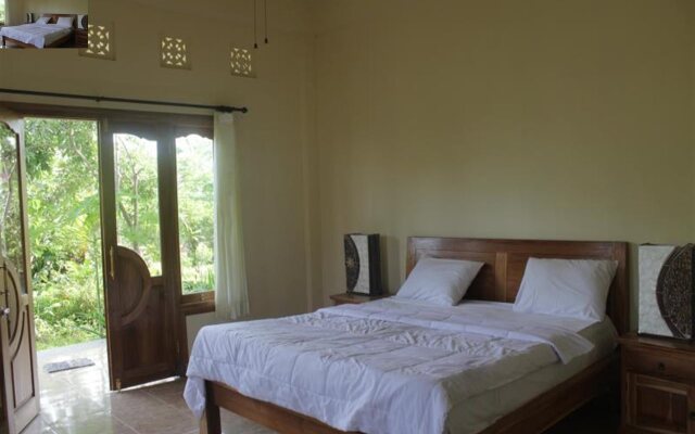 Restu Guest House And Spa
