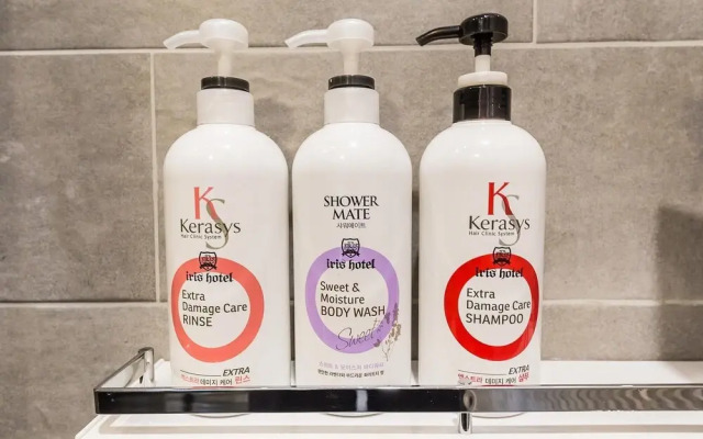 Iris Hotel Yeongdeungpo Seoul