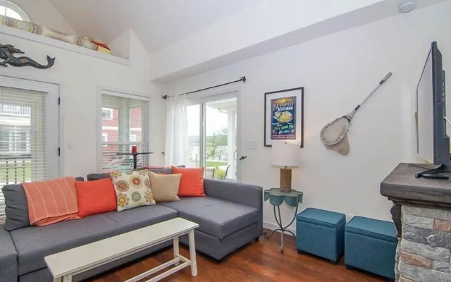 Captain`s Quarters - 179 Leeward Way, Cottage #6