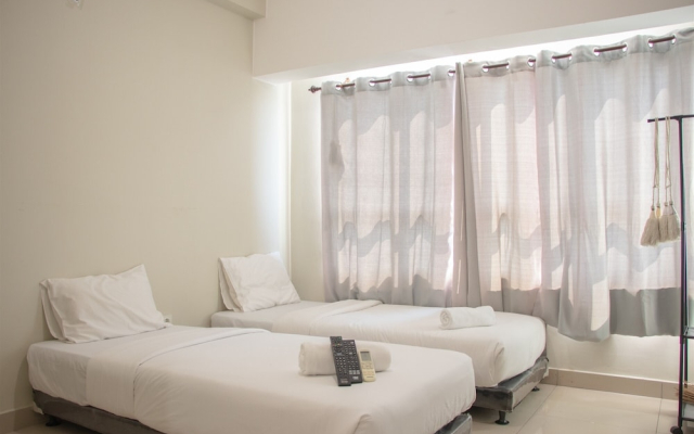 Lavish Studio At Springlake Summarecon Apartment