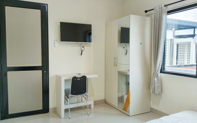 Yayah Guest House Syariah by Cocotel