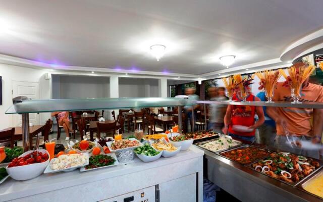 Golden Life Blue Green Residence