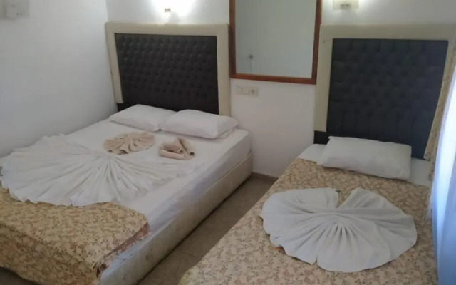 RED Hotel