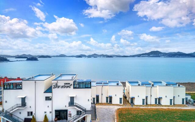 Yeosu Leu Ciel Poolvilla