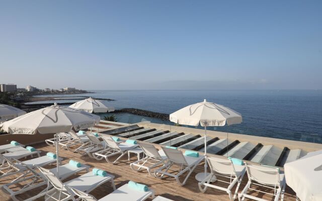 Iberostar Waves Bouganville Playa