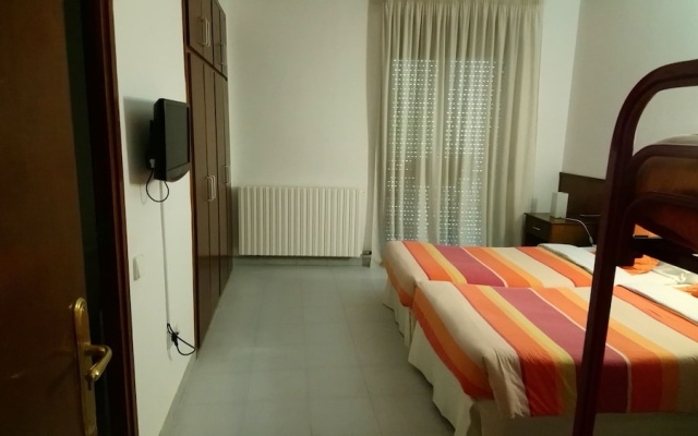 Hostal Les Collades