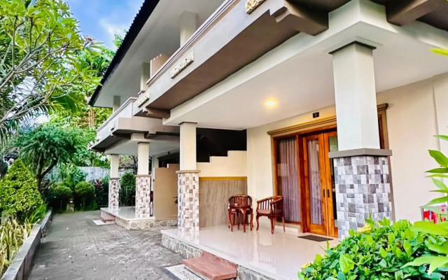 Puri Bali Lovina