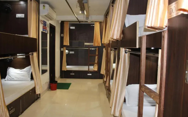 Paradise AC Dormitory