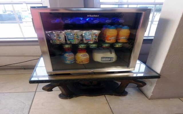 Monterey Inn Hotel