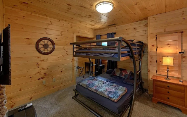 Grand View Apartment 4