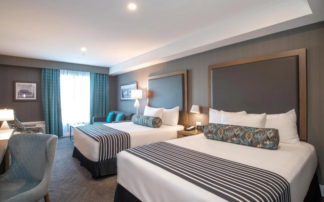 Sandman Signature Ottawa Airport Hotel