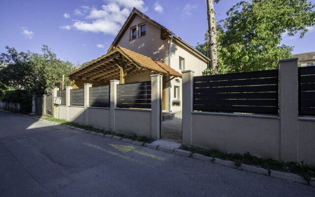 Charming 2-bed House in Sighișoara