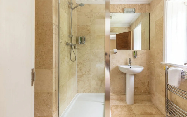 Village House - North East Escapes