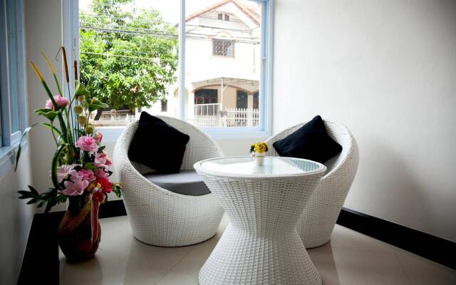 The Room Service Apartment