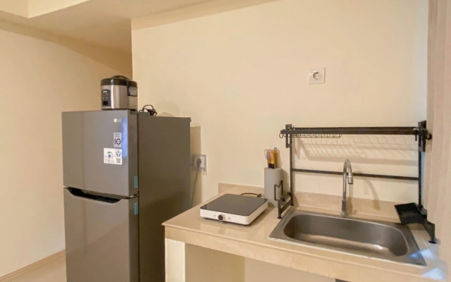 Warm And Cozy 2Br Meikarta Apartment