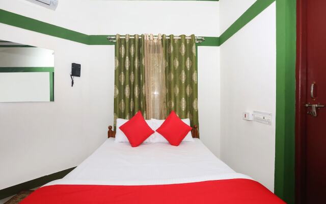 OYO 7030 Four Seasons