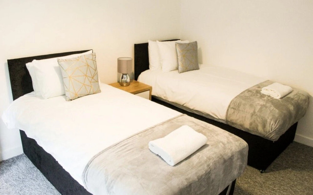 The Beech - Bright Home - Free Parking - Fast Wifi