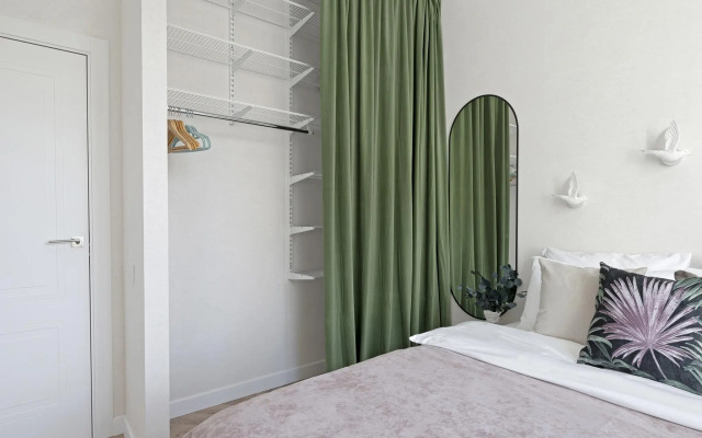 С.утками на улице Благодатной