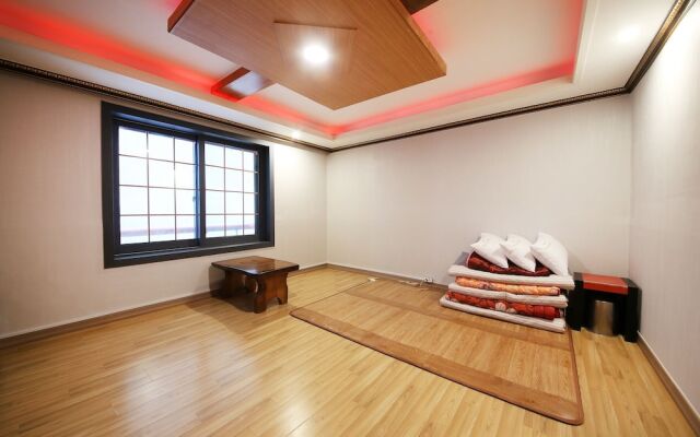 Gwangju Yongbongdong Hotel Agnes