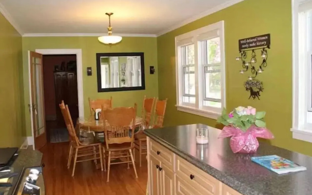Susan's Sanctuary Bed & Breakfast