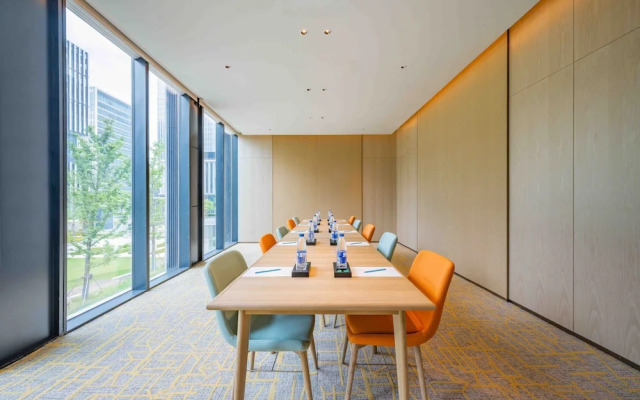 EVEN Hotel Shanghai Expo by IHG