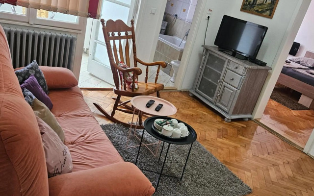 Trosoban stan u Zenici