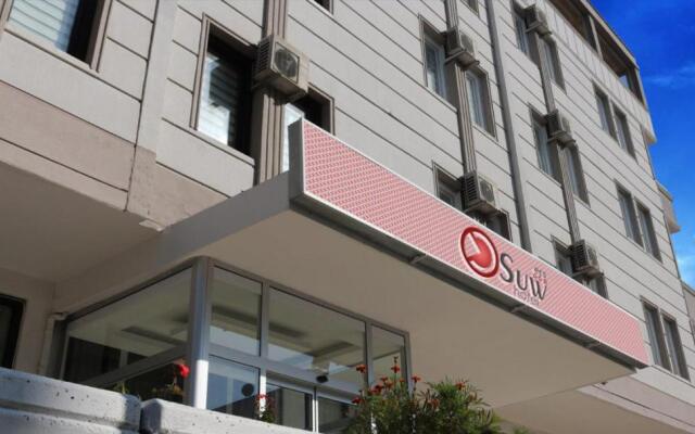 Suw Hotel