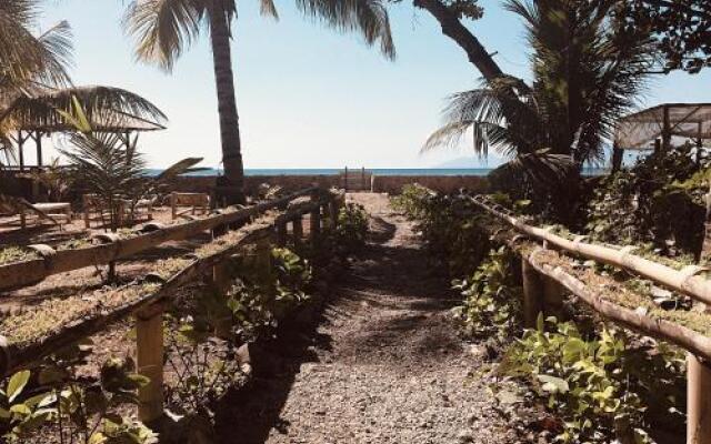 Pantai Paris Homestay