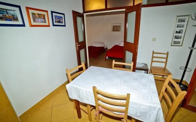 Ante Apartment