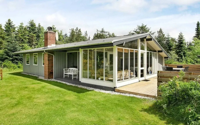 Spacious Holiday Home in Højslev near Sea