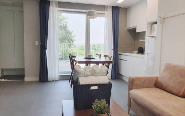 La Maison Verte (ramejong hauseu)